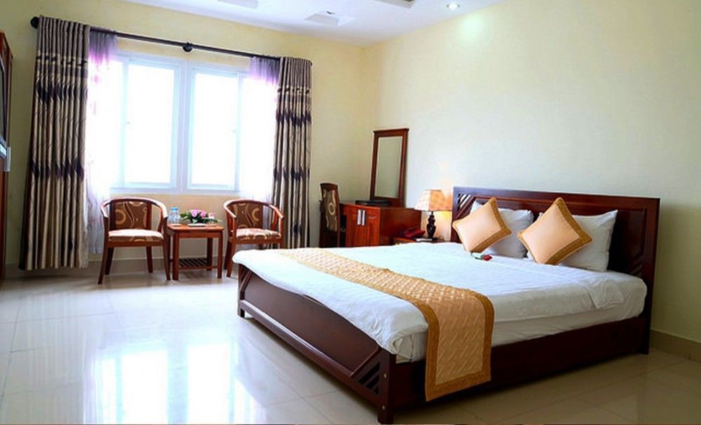 Varna Hotel ดานัง ภายนอก รูปภาพ